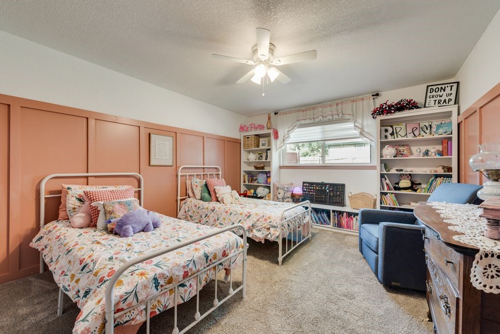 905 Colonial Cleburne TX 76033