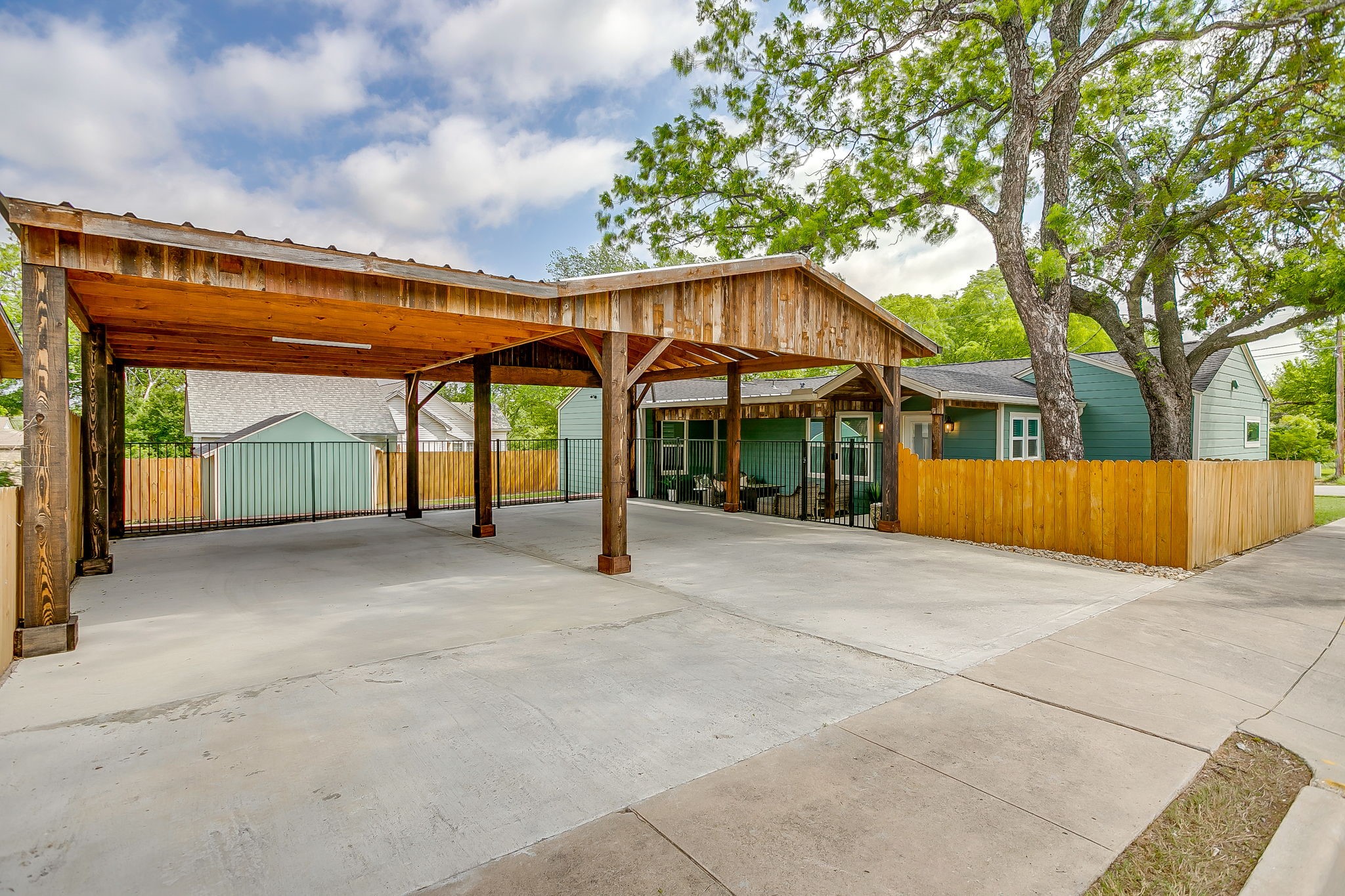 508 S Elm Street Weatherford TX 76086