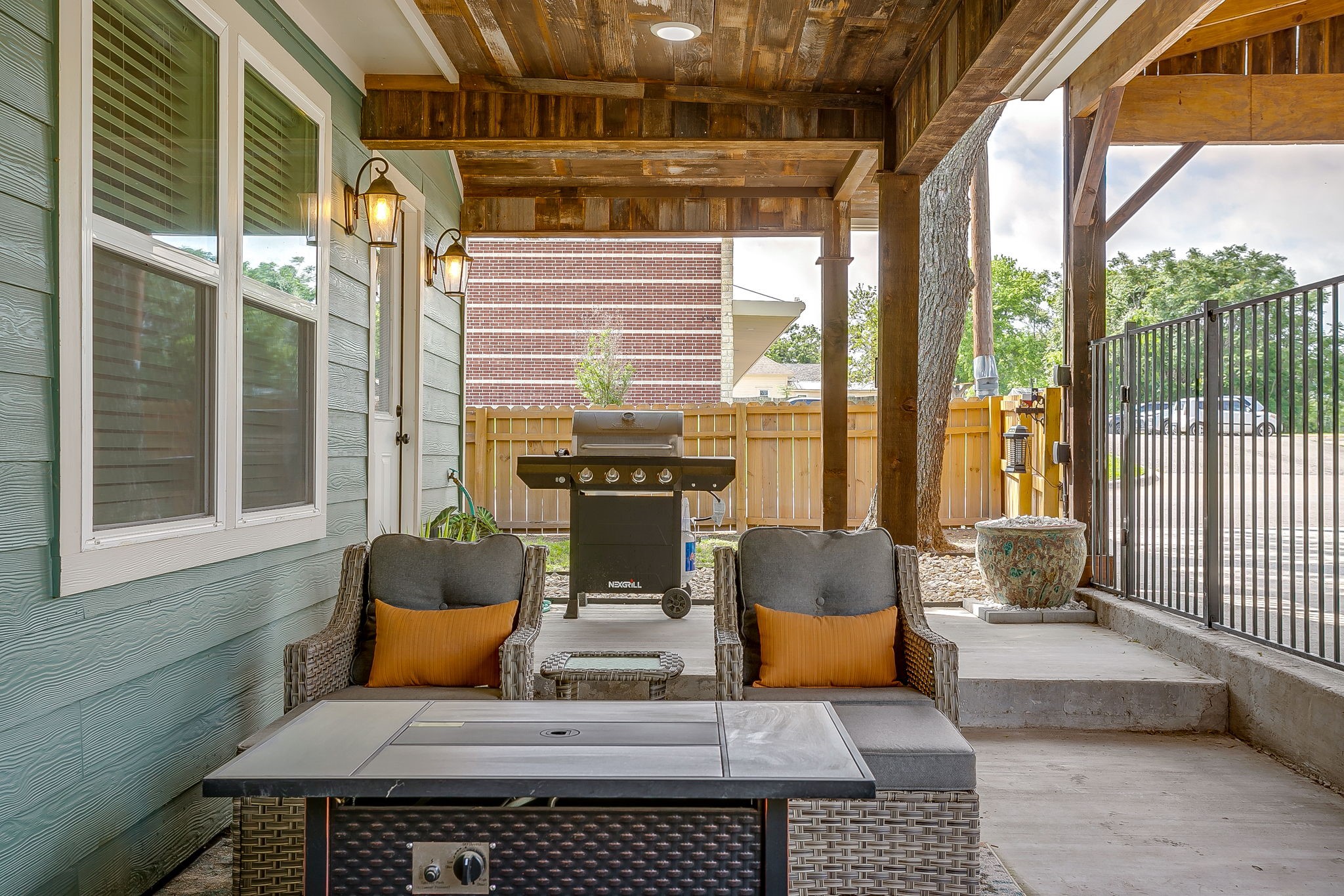 508 S Elm Street Weatherford TX 76086
