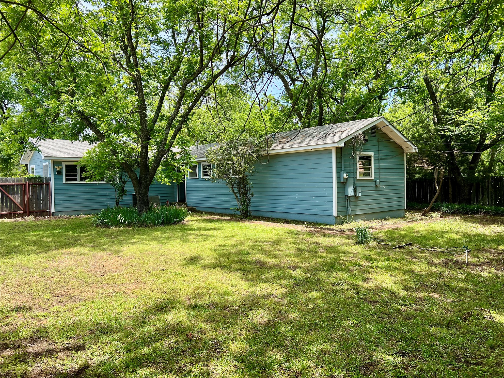 200 Dallas Street Nocona TX 76255