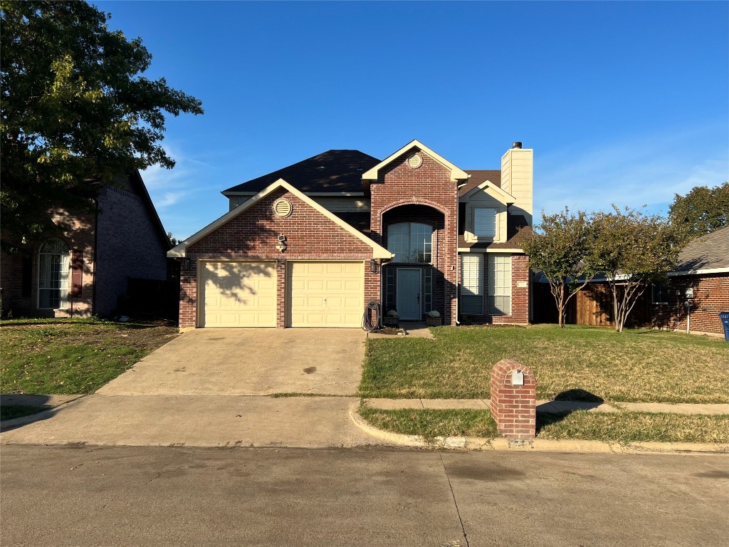 225 W Glen Meadow Drive Glenn Heights TX 75154