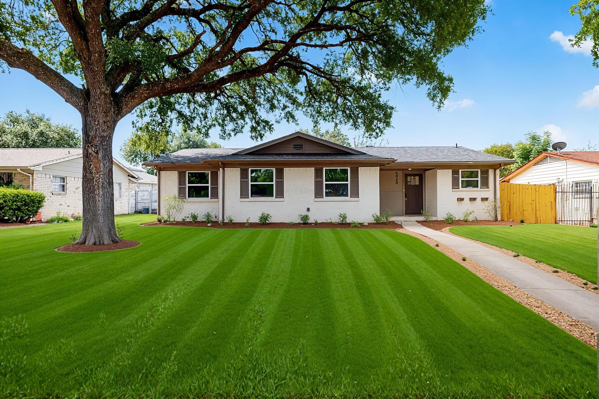 5920 Keeneland Parkway Dallas TX 75211