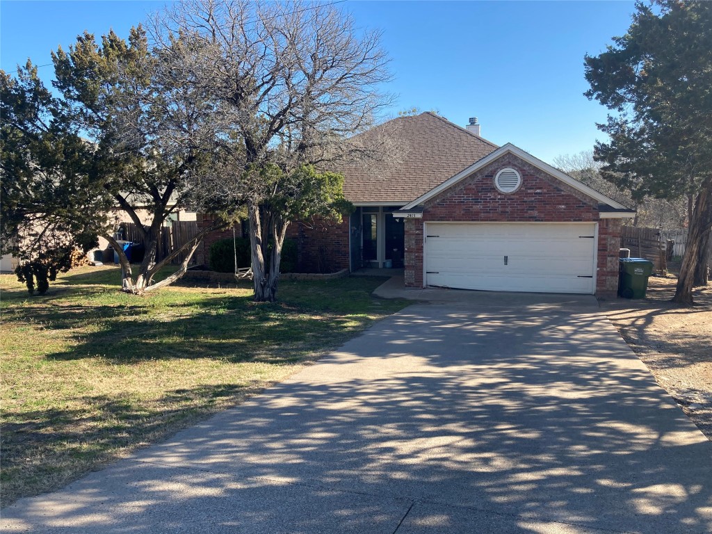 2413 Woodcrest Court Granbury TX 76048