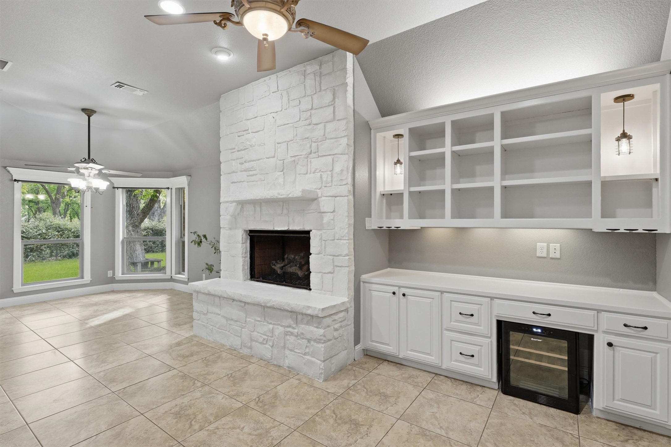 8753 S Monticello Circle Granbury TX 76049