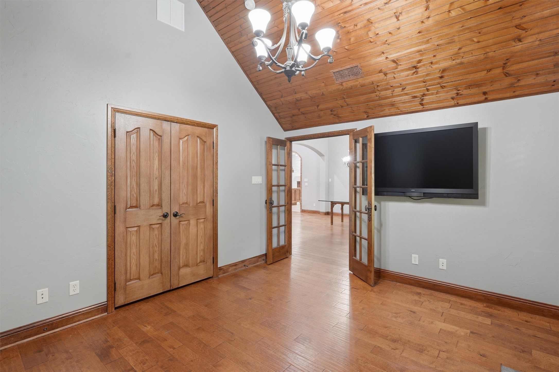 8753 S Monticello Circle Granbury TX 76049