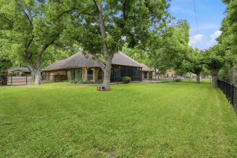 8753 S Monticello Circle Granbury TX 76049