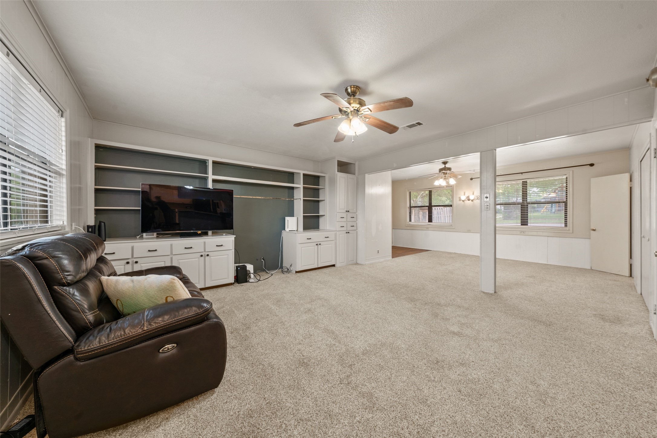 608 W Spring Street West TX 76691