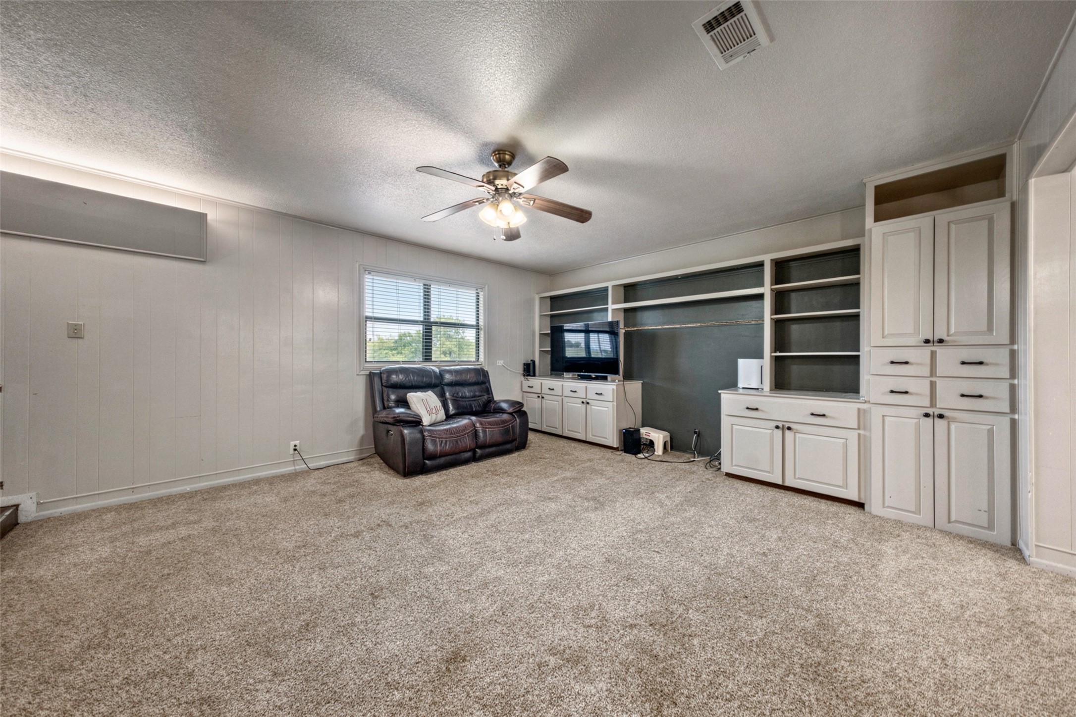 608 W Spring Street West TX 76691