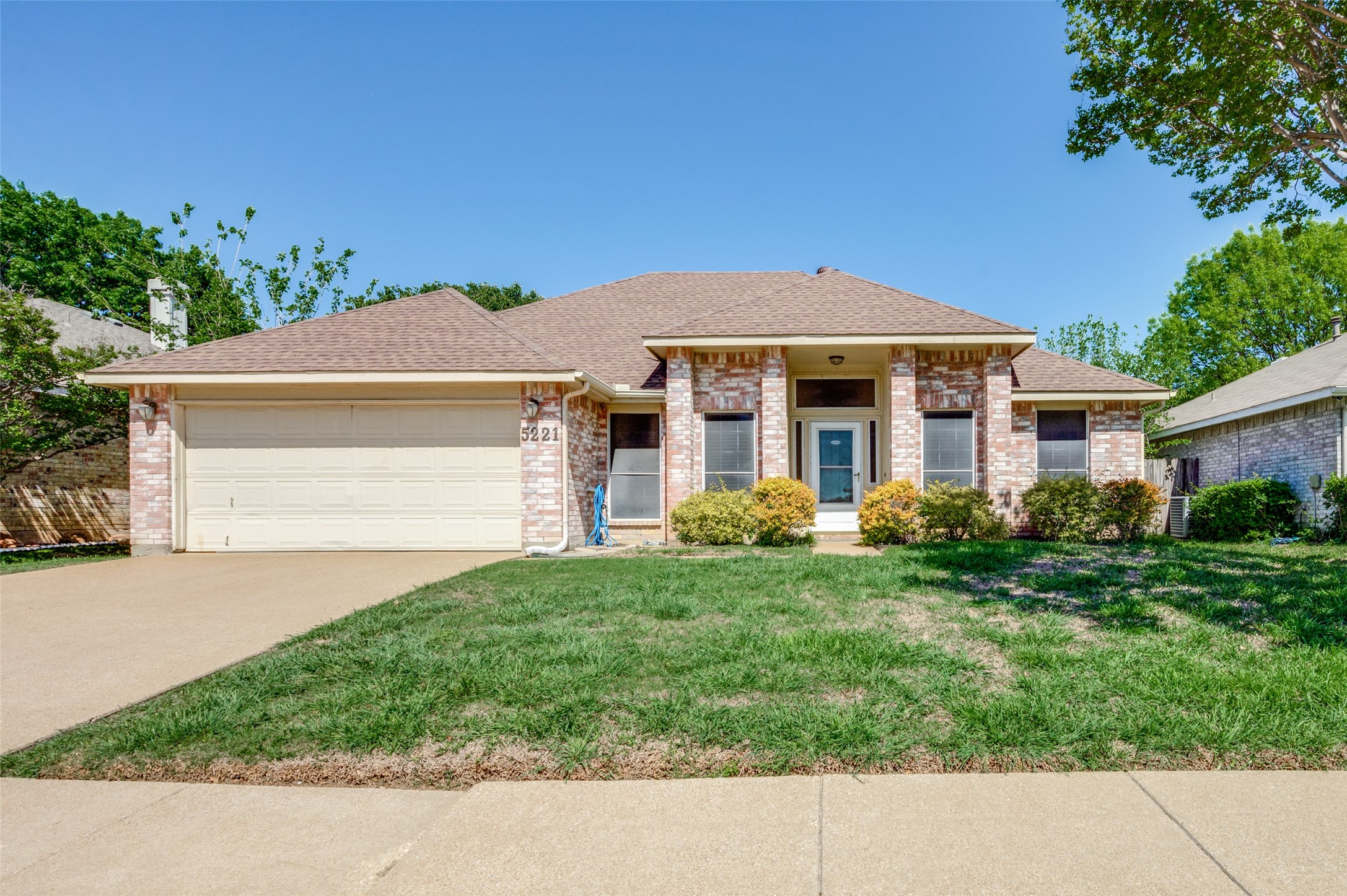 5221 Tennis Villa Drive Arlington TX 76017