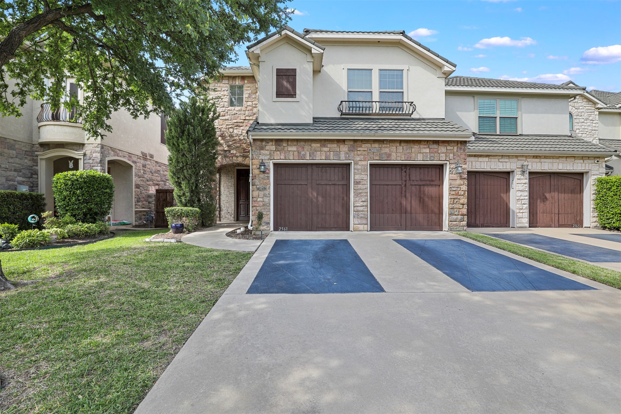 2561 Fountain Cove Carrollton TX 75006