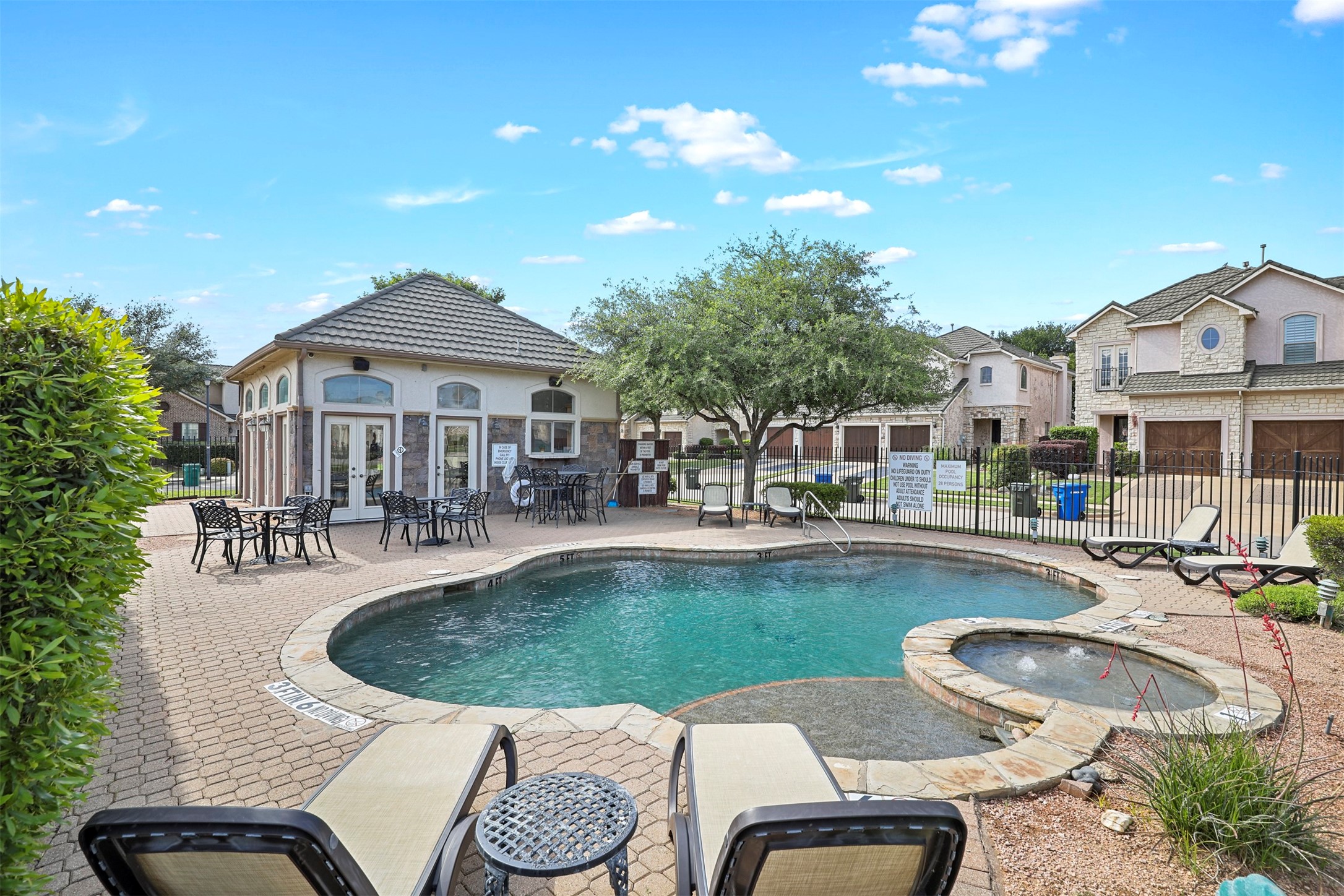 2561 Fountain Cove Carrollton TX 75006