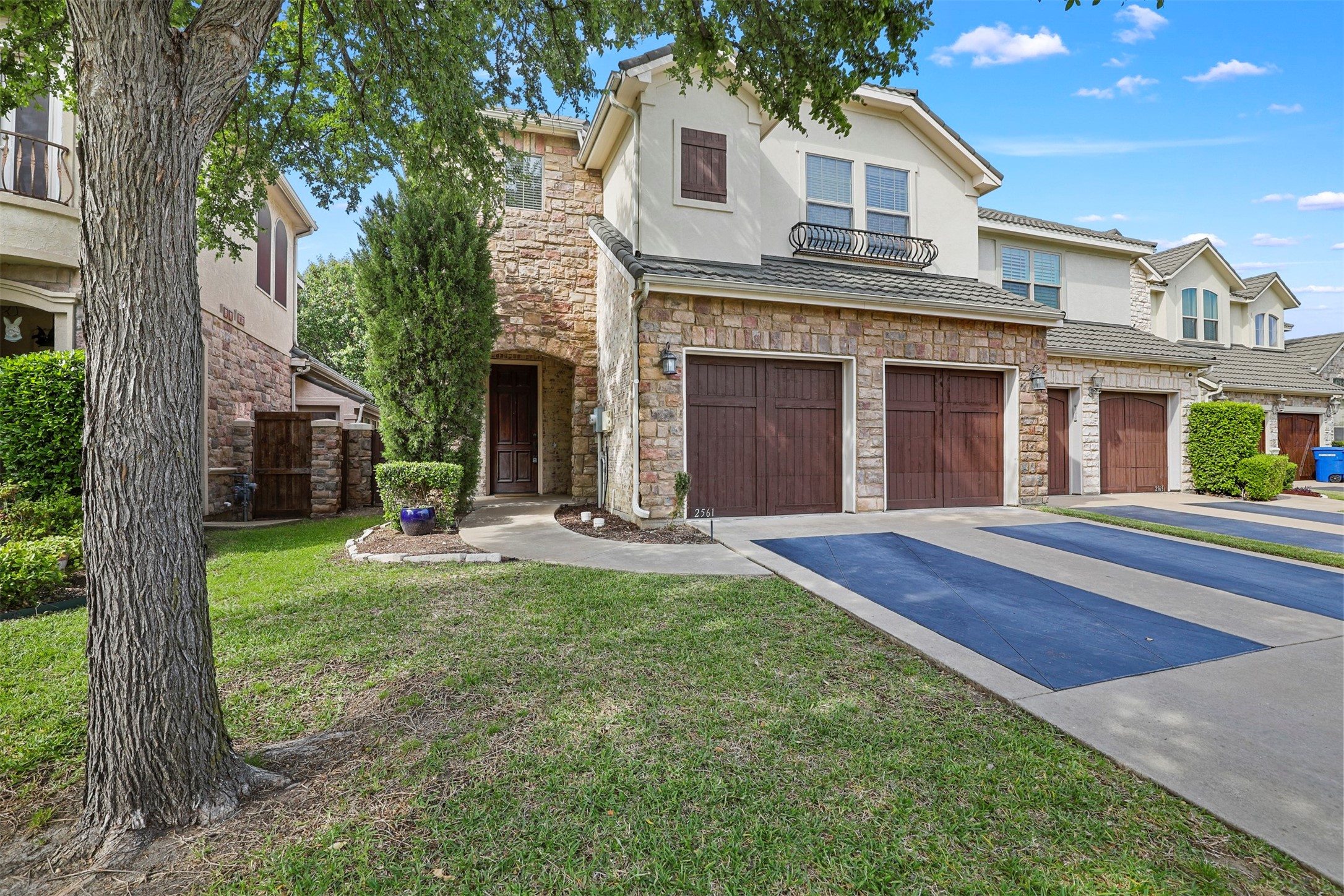 2561 Fountain Cove Carrollton TX 75006