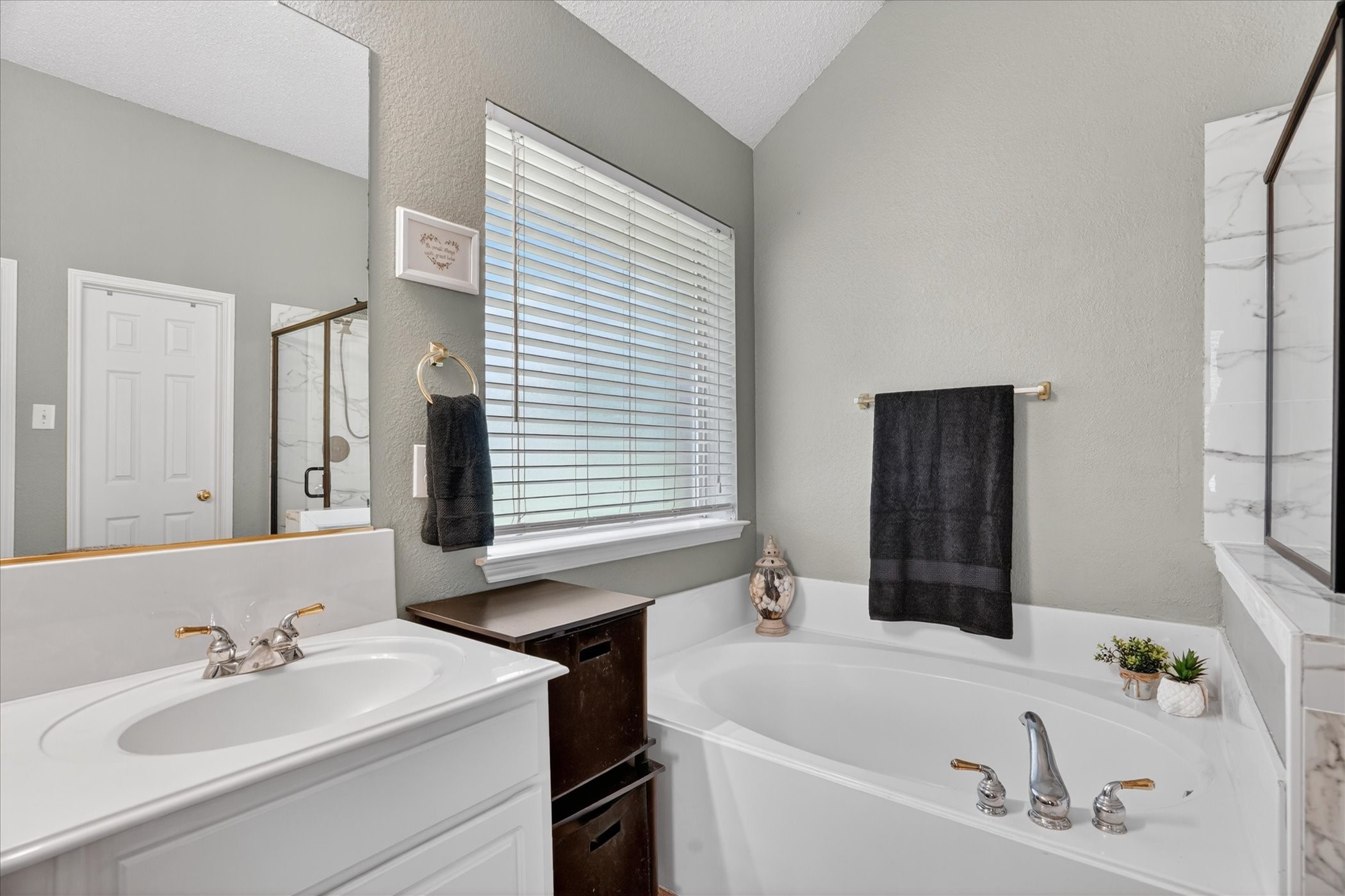 3412 Kalgary Court Fort Worth TX 76179