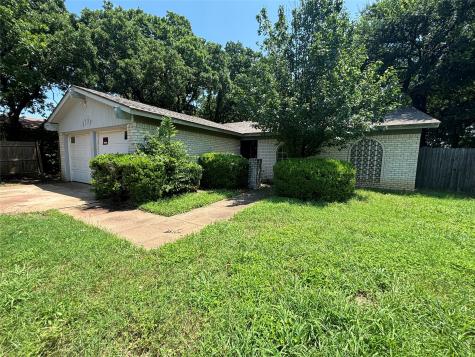 7337 Woodbridge Drive Forest Hill TX 76140