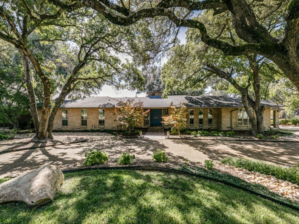 6516 Meadowcreek Drive Dallas TX 75254