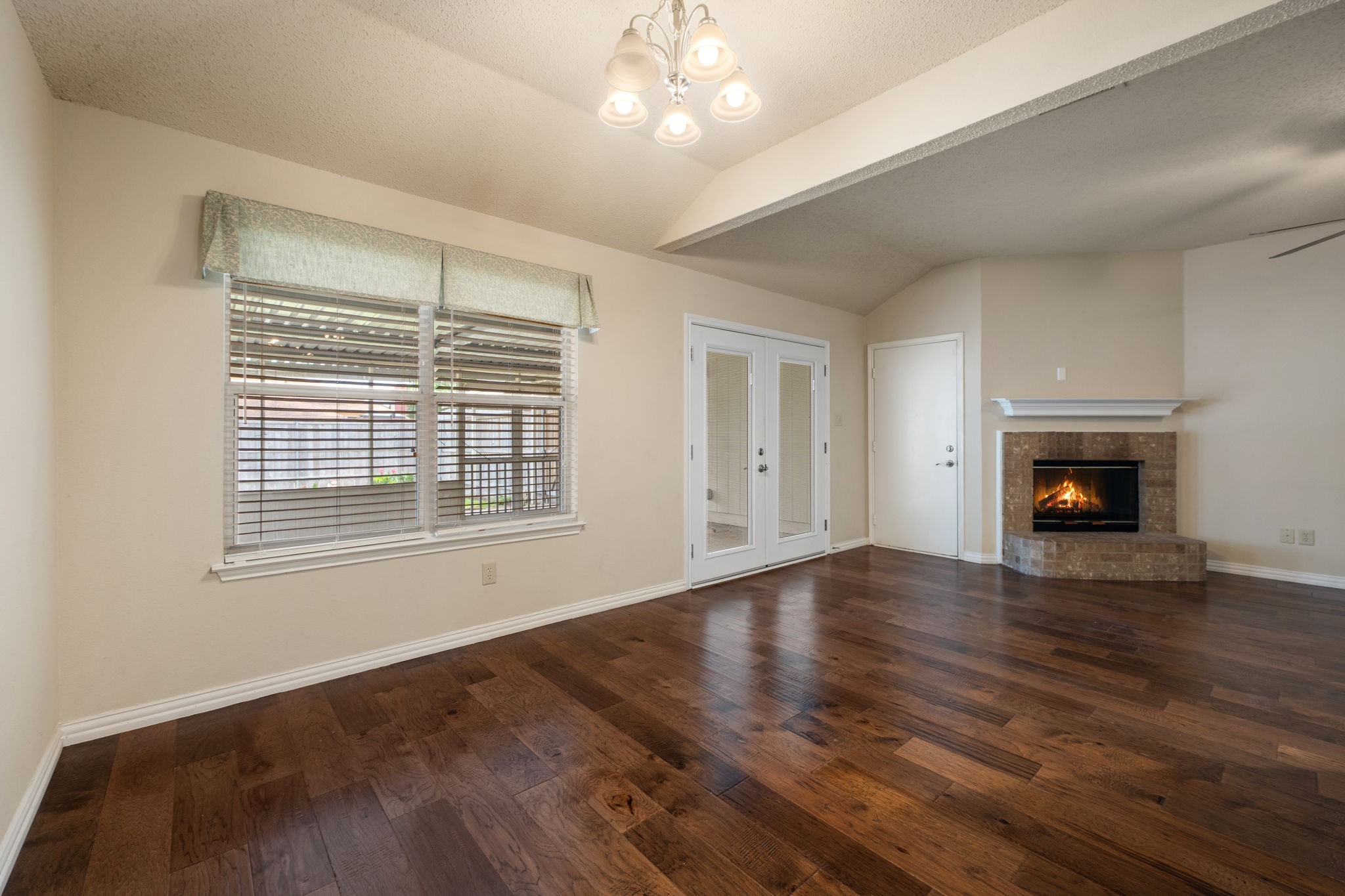 2124 Emerald Oaks Mesquite TX 75181