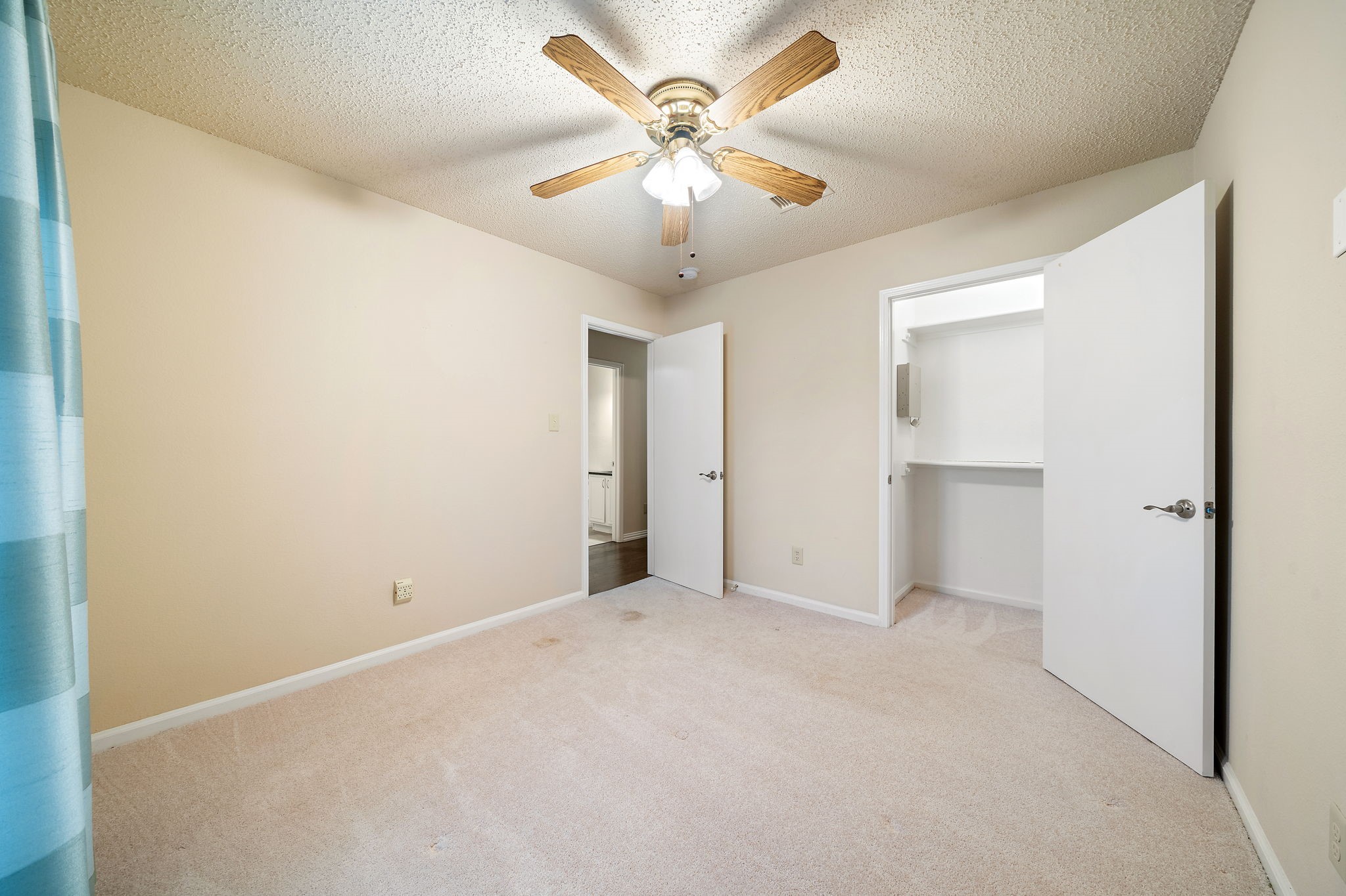 2124 Emerald Oaks Mesquite TX 75181