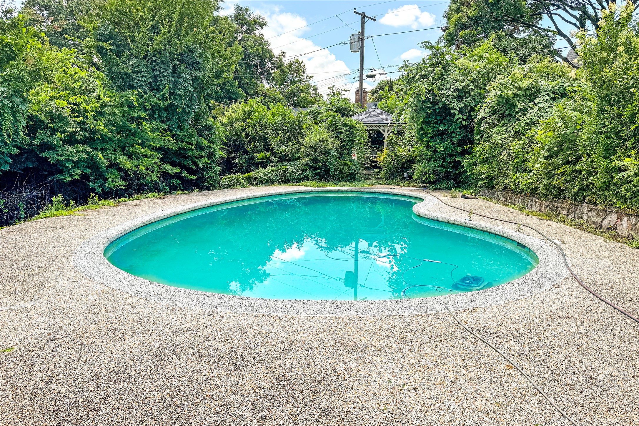 437 Glen Oaks Circle Dallas TX 75232