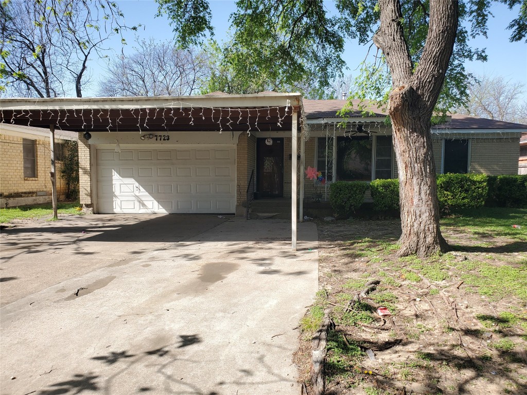 7723 Huttig Avenue Dallas TX 75217