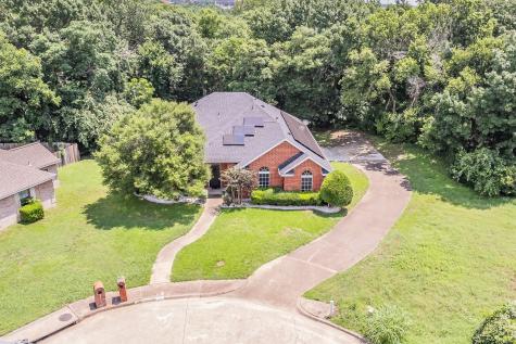 1132 Crestwood Court Desoto TX 75115