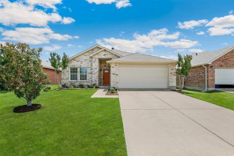 1313 Gayle Street Burleson TX 76028