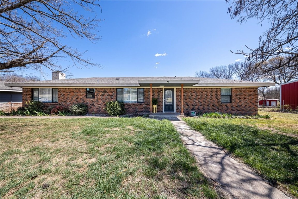 718 N Boundary Street Weatherford TX 76086