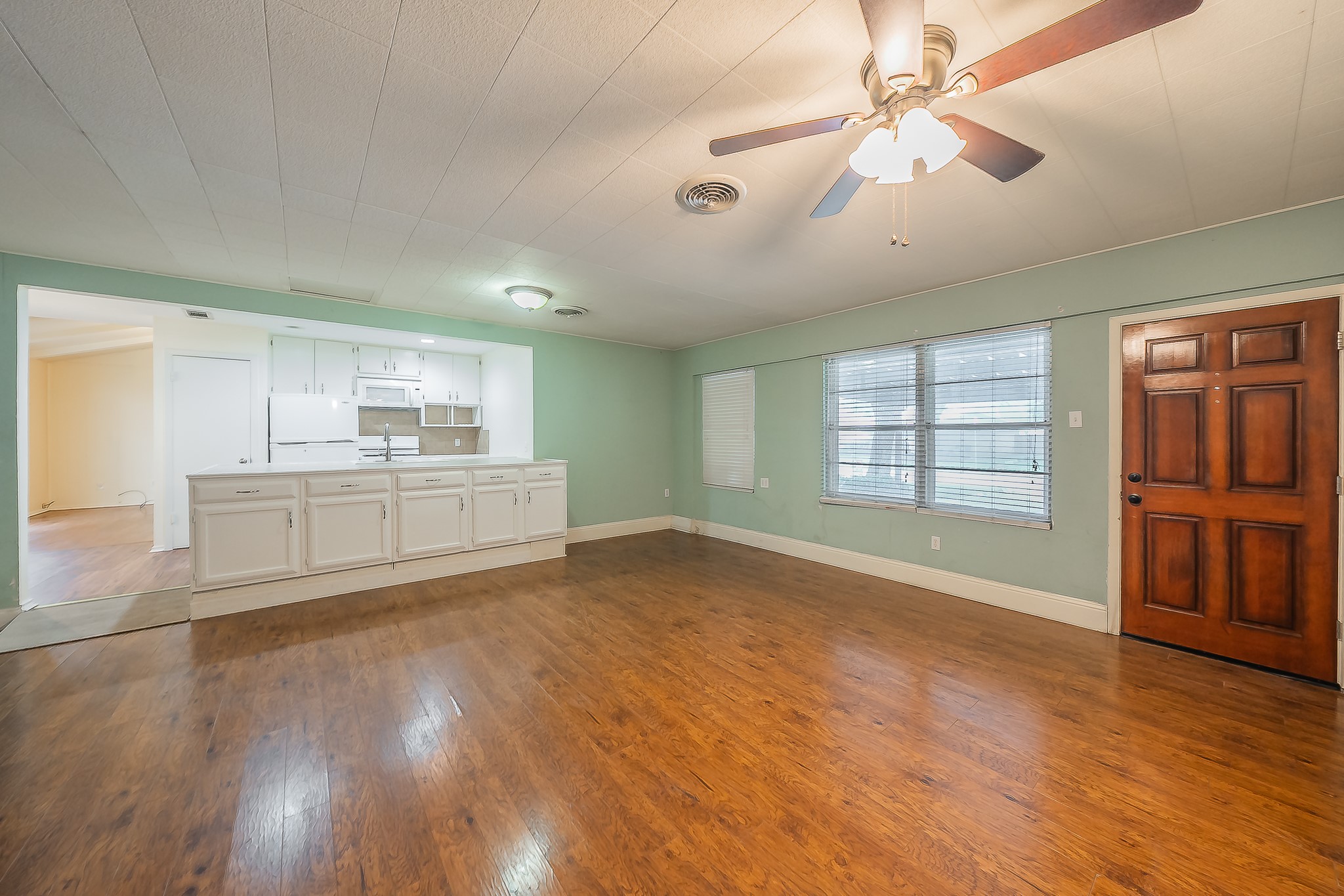 804 N Ector Drive Euless TX 76039