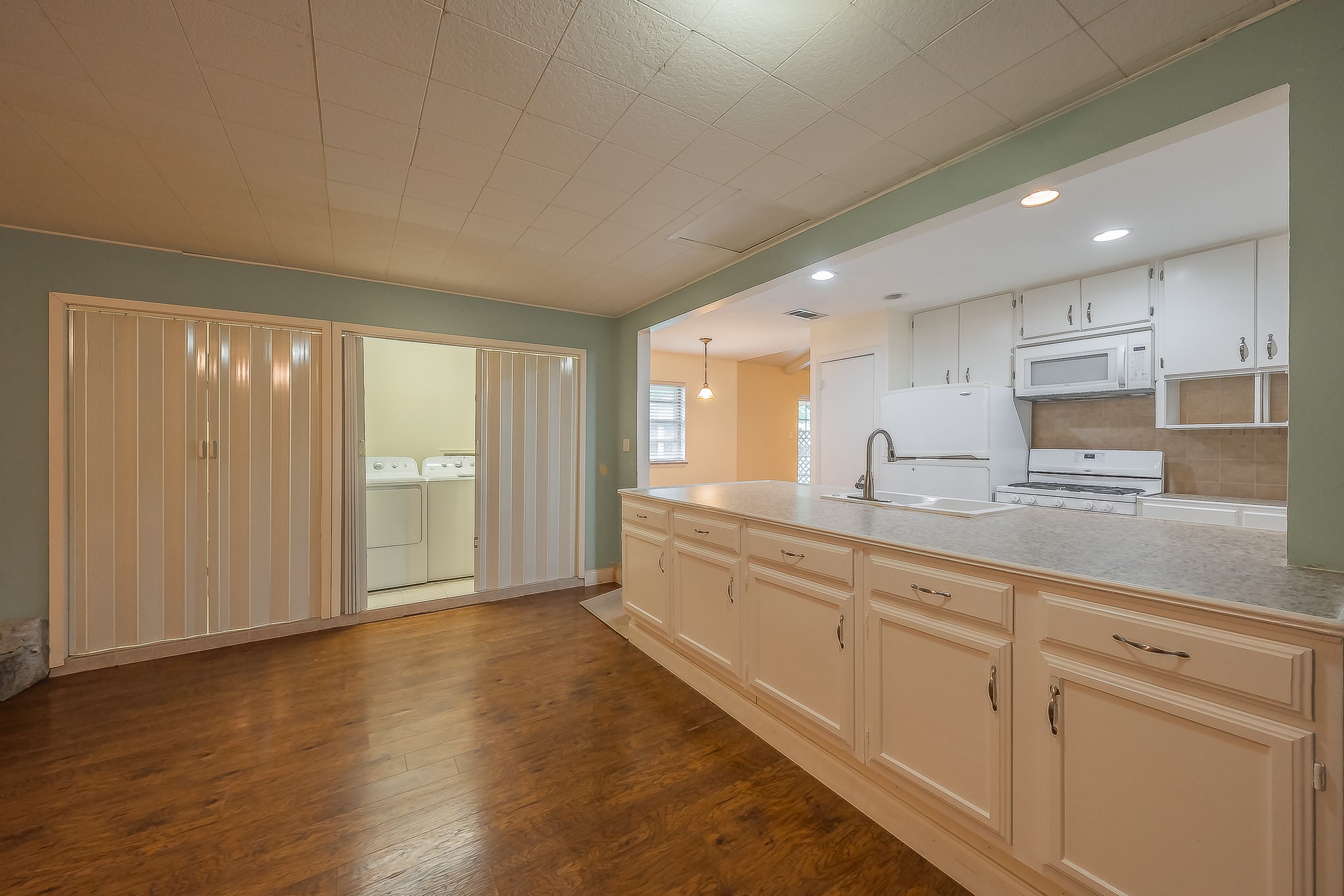 804 N Ector Drive Euless TX 76039