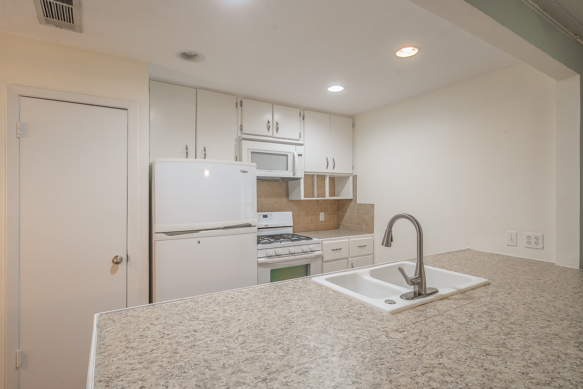 804 N Ector Drive Euless TX 76039