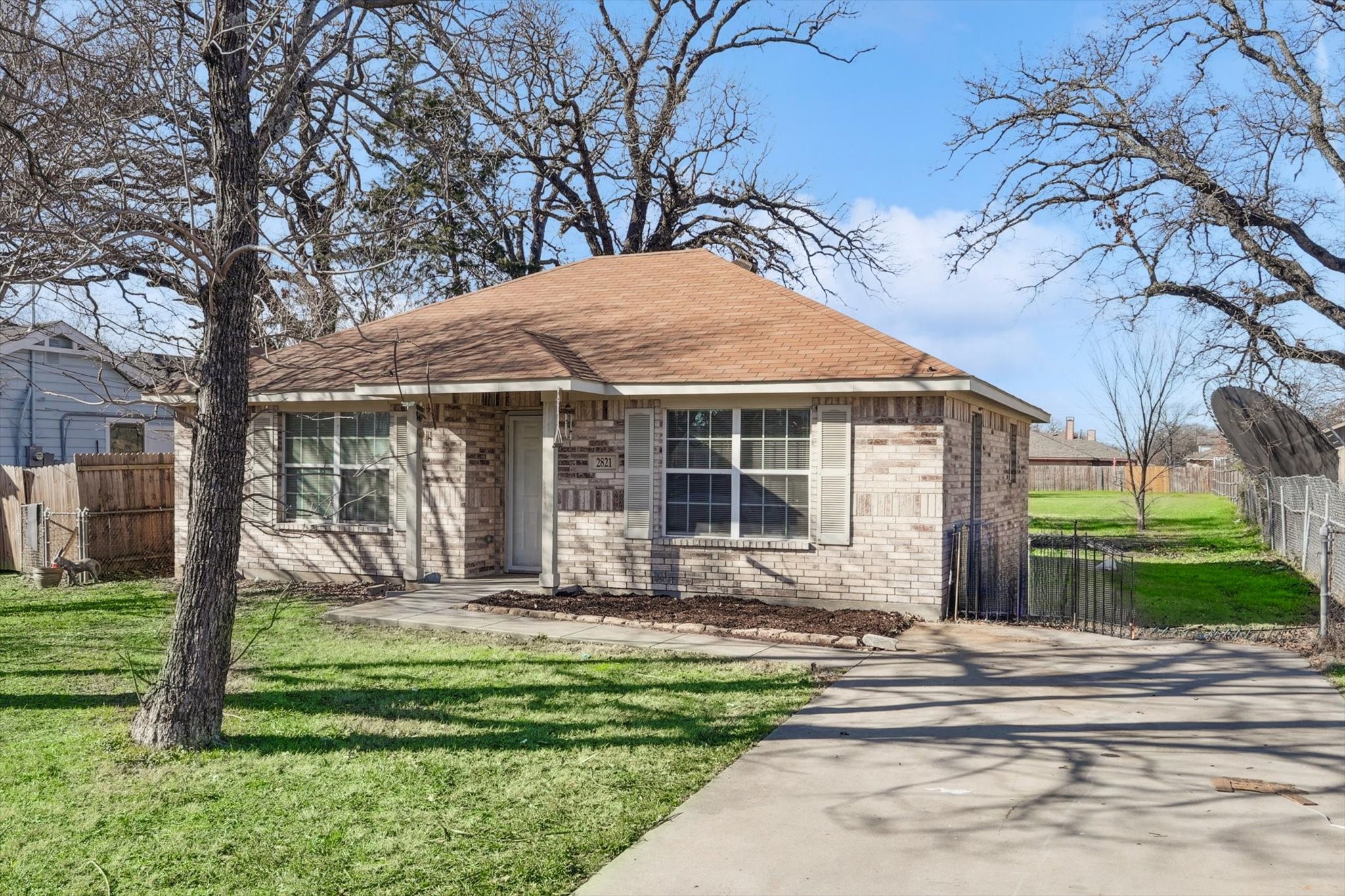 2821 Crystal Drive Balch Springs TX 75180
