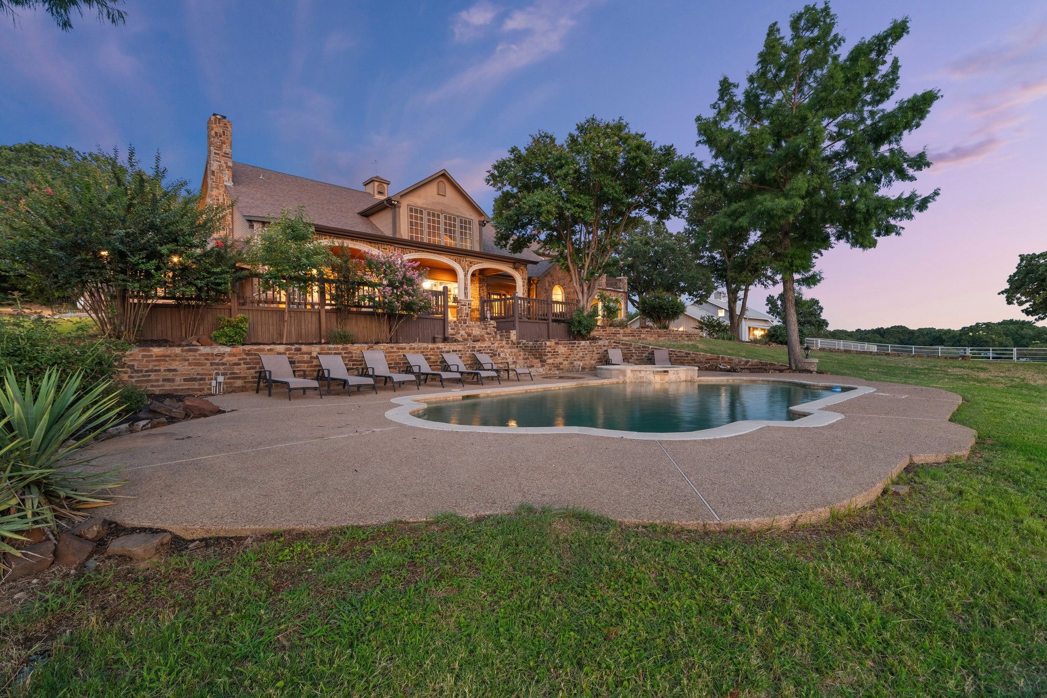 6068 Northview Court Aubrey TX 76227