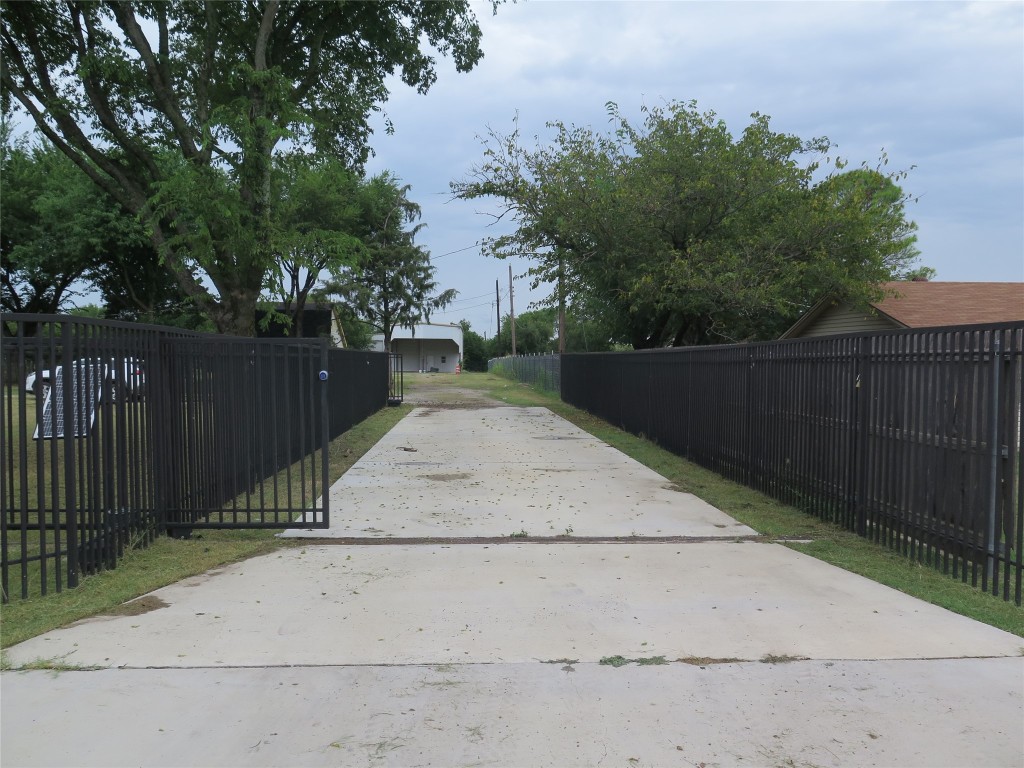 1245 Maxwell Road Haslet TX 76052