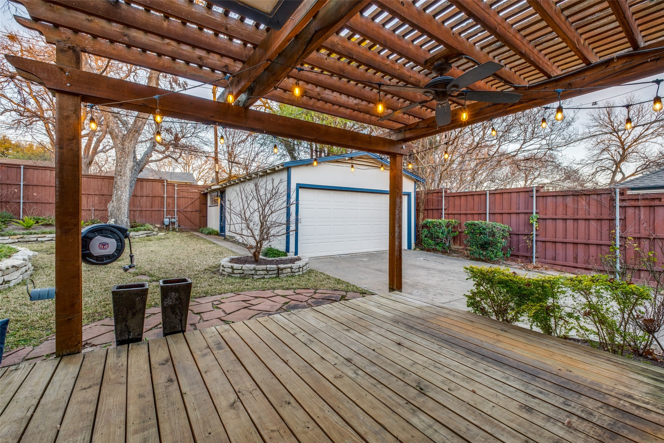 818 Valencia Street Dallas TX 75223