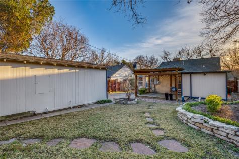 818 Valencia Street Dallas TX 75223