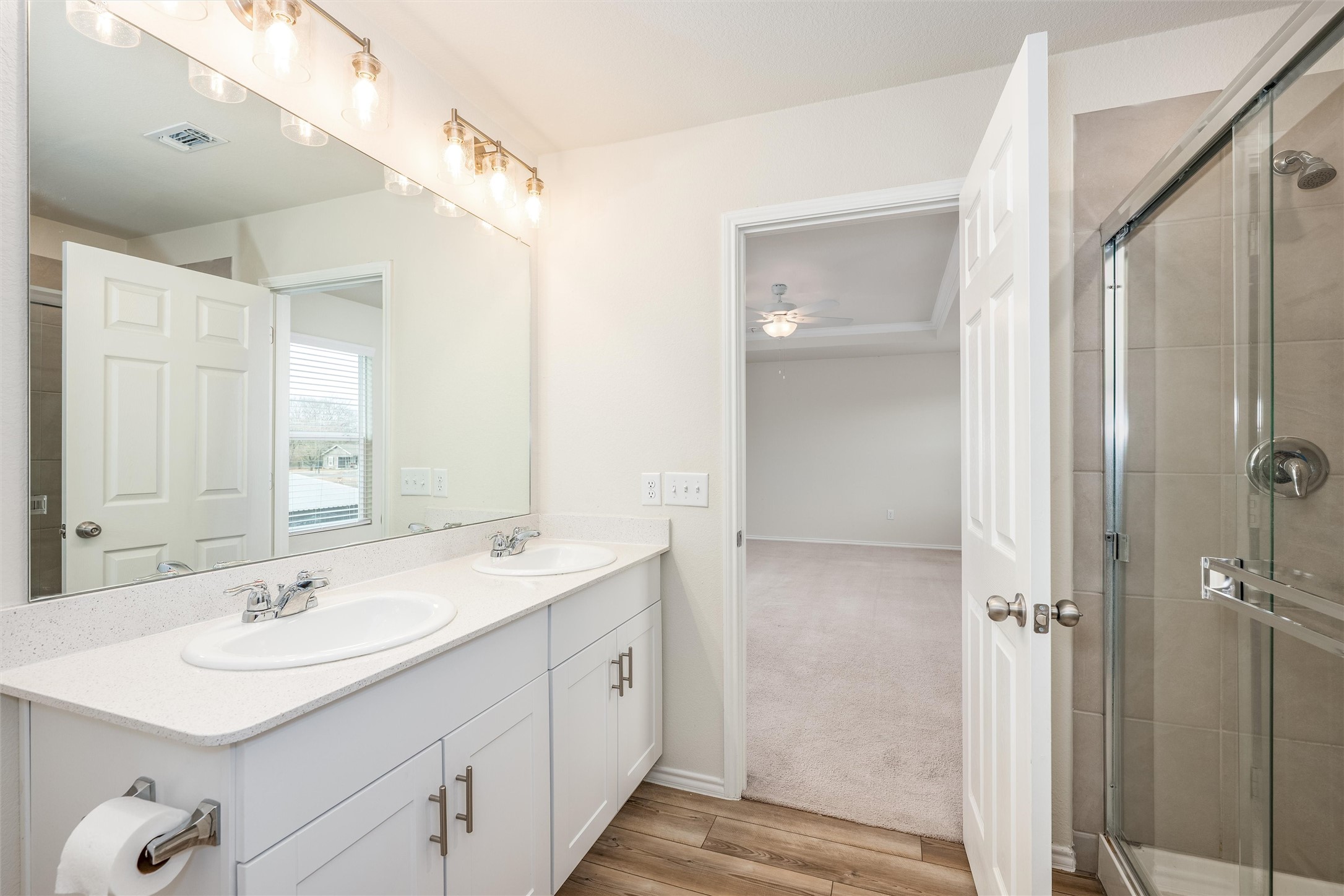 321 Glenwick Lane Van Alstyne TX 75495