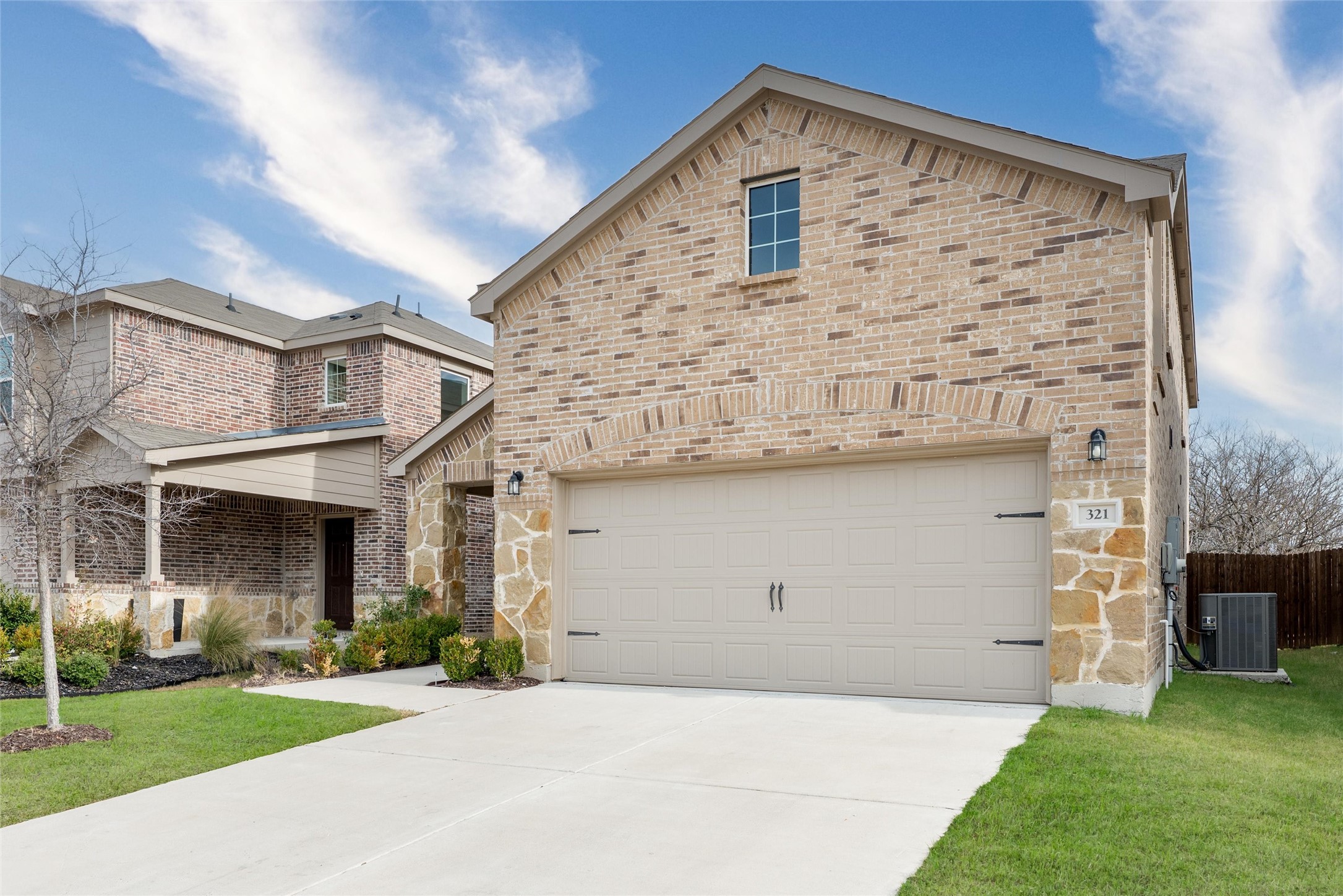 321 Glenwick Lane Van Alstyne TX 75495