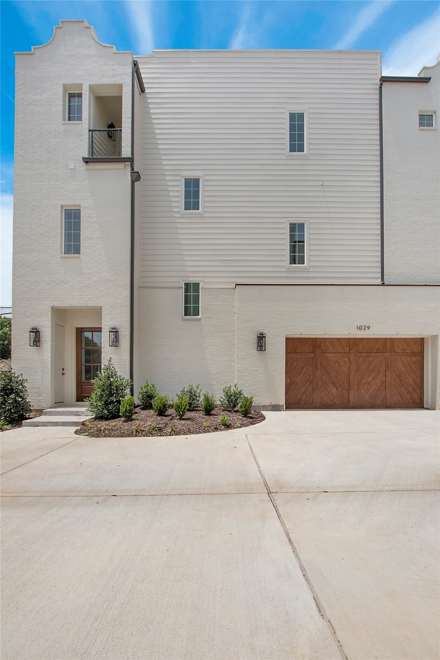 1029 Mobile Street Dallas TX 75208