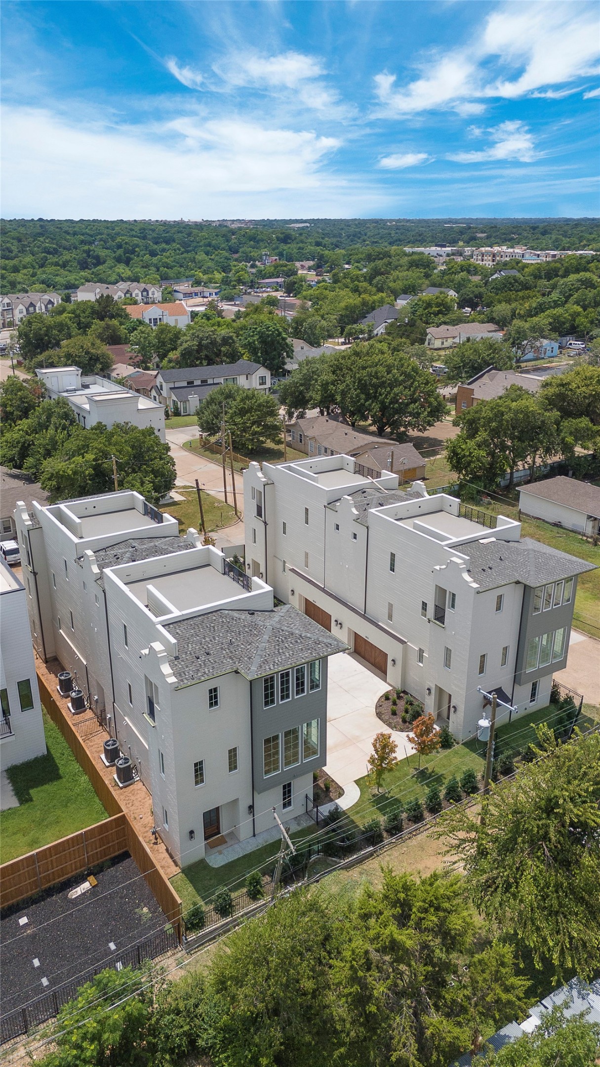 1029 Mobile Street Dallas TX 75208