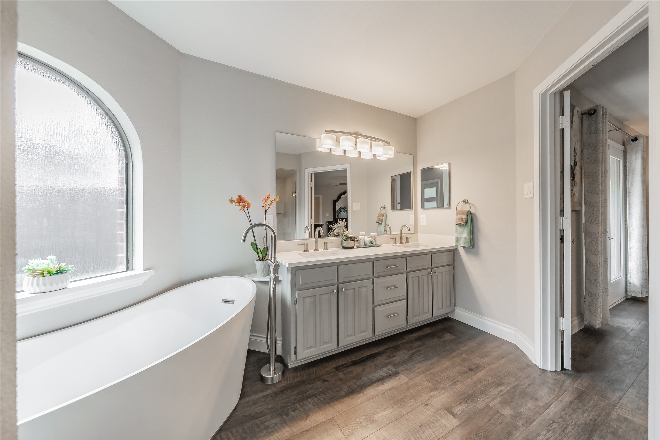 1521 Briarcrest Drive Grapevine TX 76051