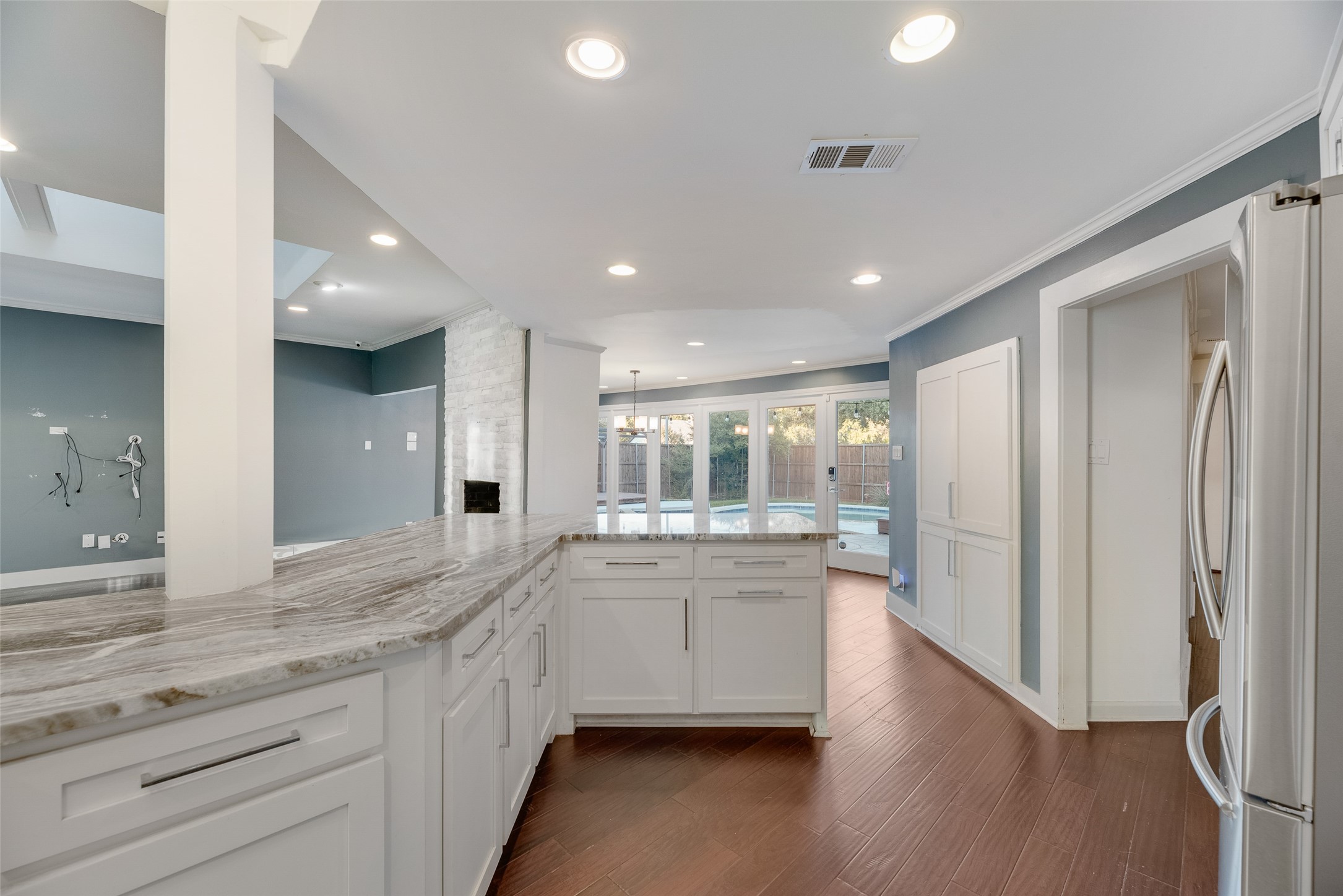 9178 Glen Springs Drive Dallas TX 75243