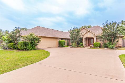 3202 Crossbridge Circle Granbury TX 76049