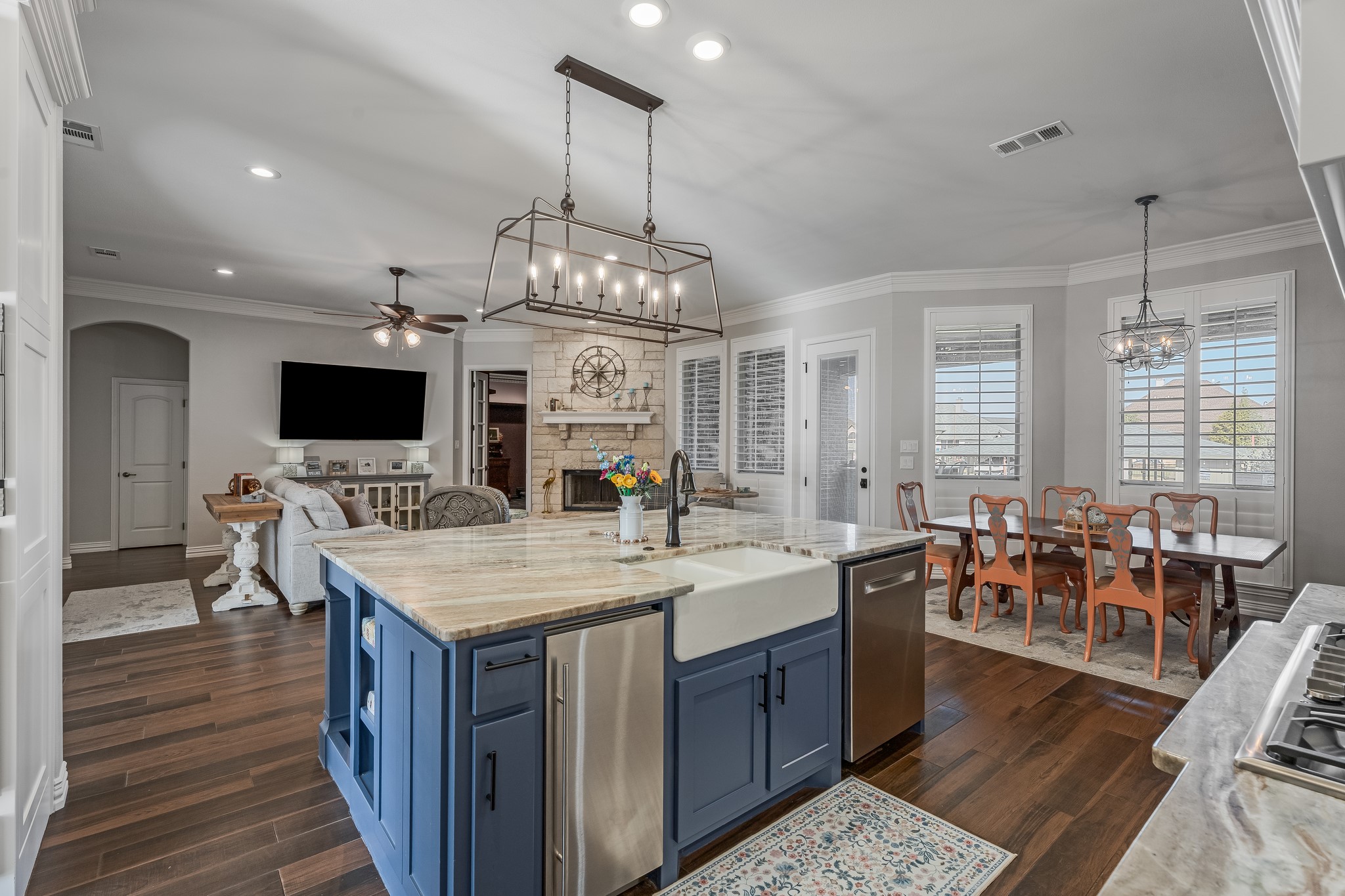 2615 Harborside Drive Granbury TX 76048