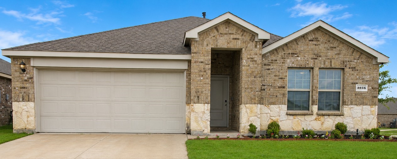 3938 Aintree Avenue Aubrey TX 76227