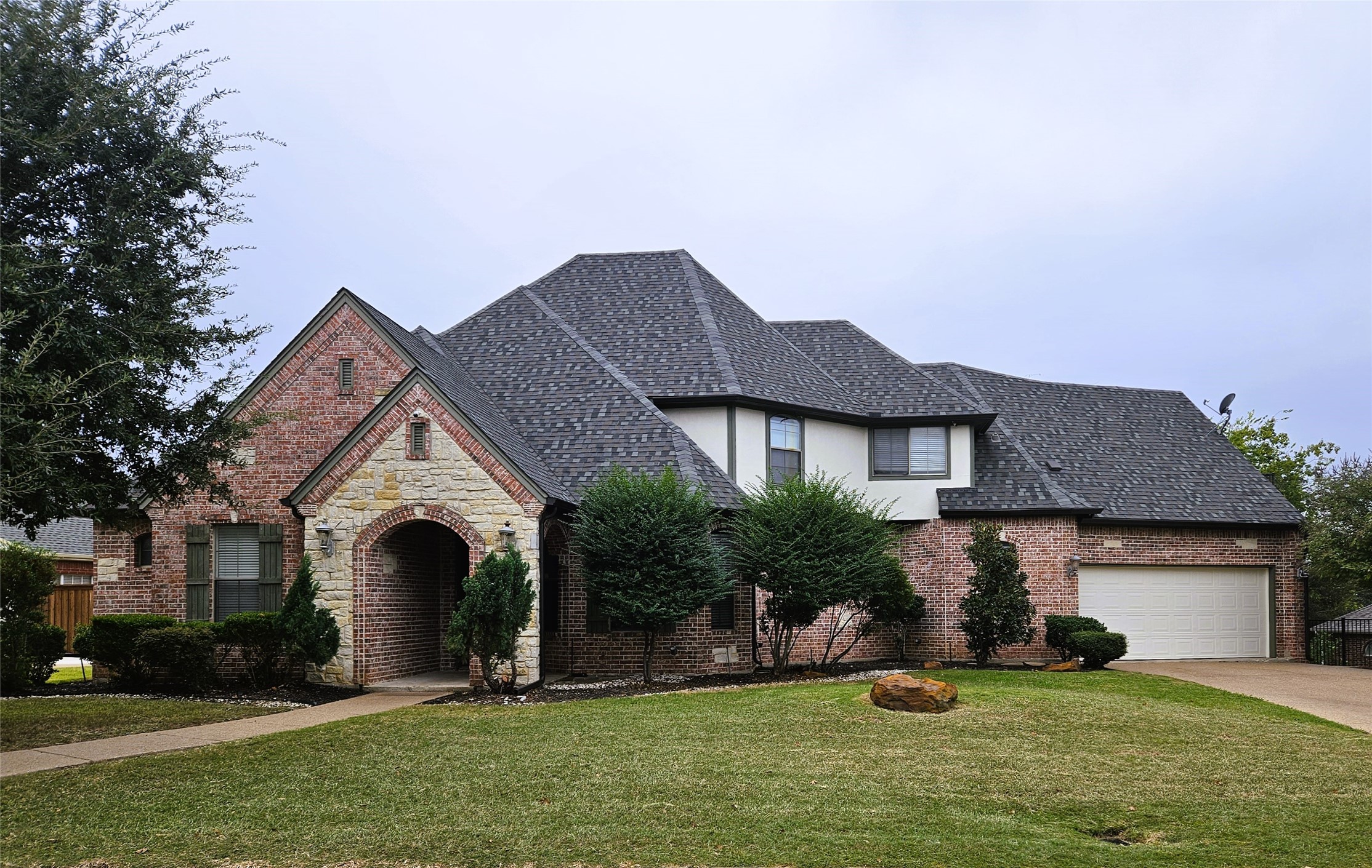 2130 Lindblad Court Arlington TX 76013