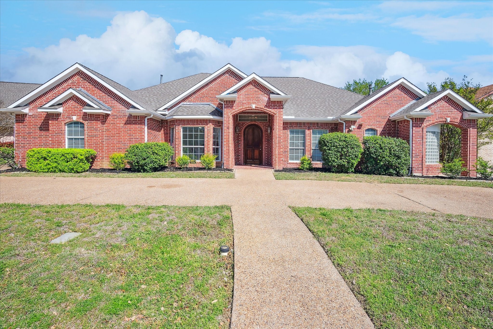 4128 Las Brisas Drive Irving TX 75038