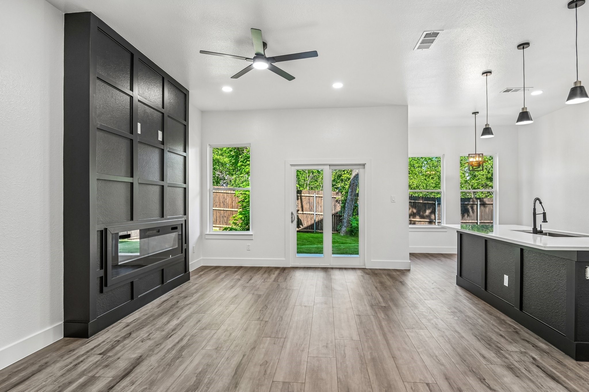 2504 Vaughn Boulevard Fort Worth TX 76105