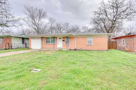 5565 Burton Avenue Fort Worth TX 76119