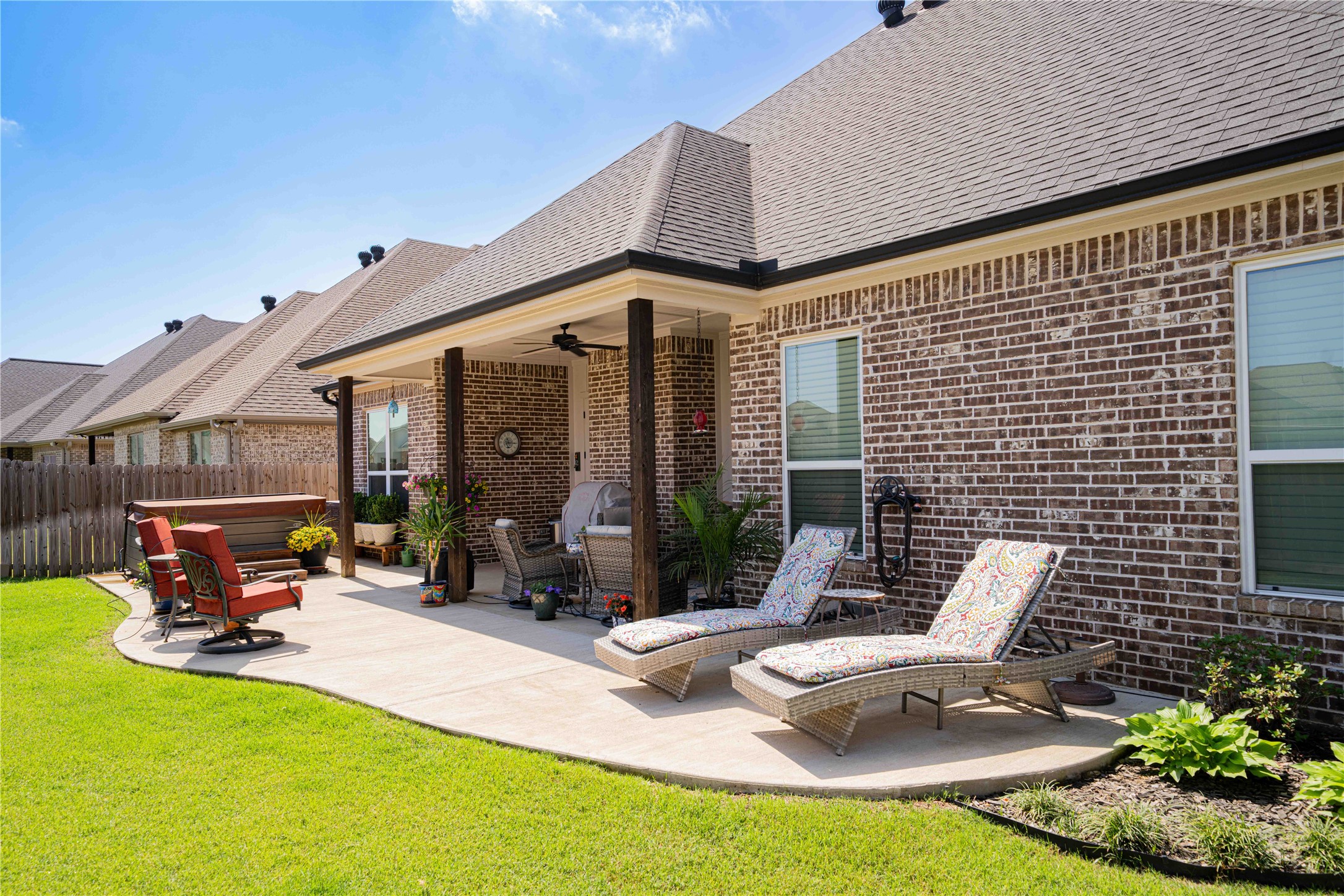 2834 Guinn Farms Tyler TX 75707