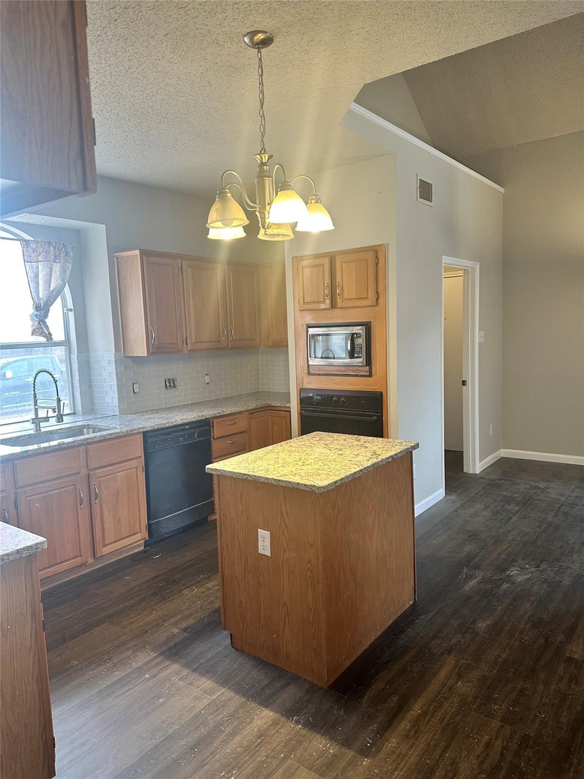 2409 Homestead Drive Mesquite TX 75181