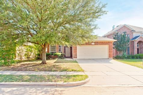 5837 Pearl Oyster Lane Fort Worth TX 76179